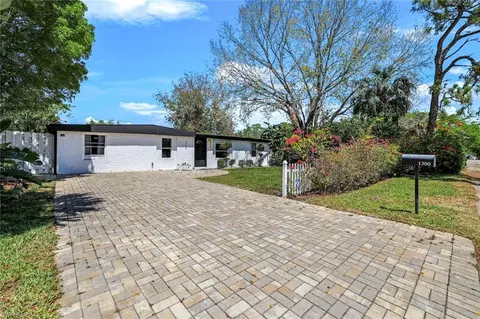 1300 Pine St, Naples, FL 34104 photo 25