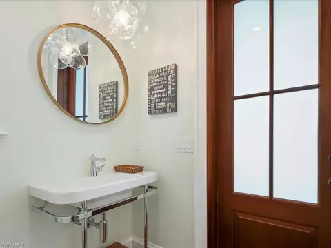 Bath - 2195 Harbor Rd, Naples, FL 34104 photo 4 of 4