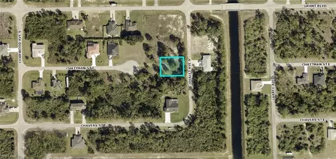 408-410 Chalet Ave S, Lehigh Acres, FL 33974