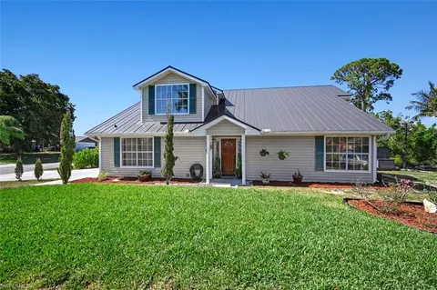 8151 New Jersey Blvd, Fort Myers, FL 33967