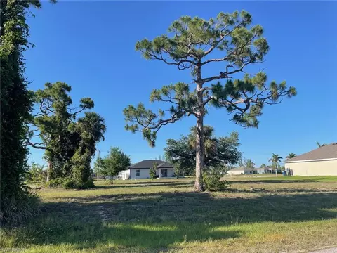 2909 NW 26th St, Cape Coral, FL 33993