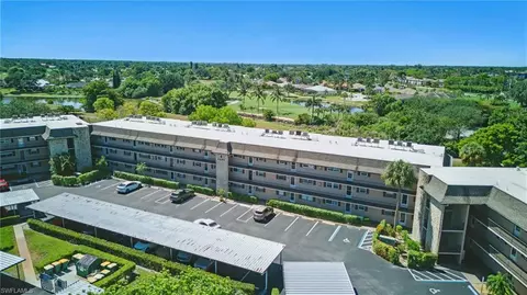5435 Rattlesnake Hammock Rd #E-202, Naples, FL 34113