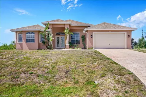 1811 NW 13th Ter, Cape Coral, FL 33993