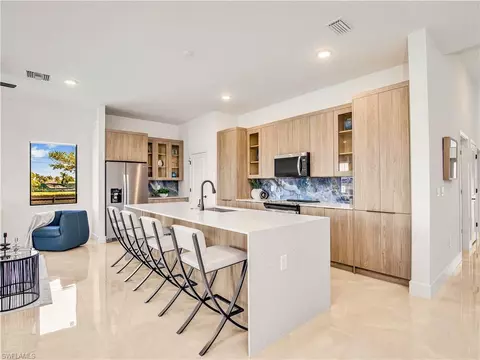 4110 E Gator Cir, Cape Coral, FL 33909