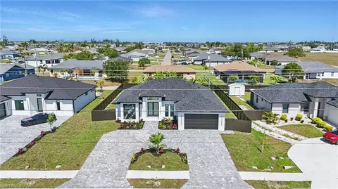 35 Chiquita Blvd N, Cape Coral, FL 33993