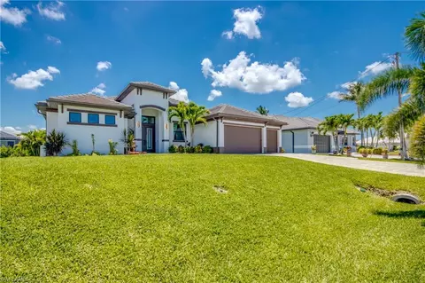3726 Ceitus Pkwy, Cape Coral, FL 33991