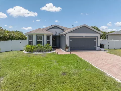 18 SW 19th Ter, Cape Coral, FL 33991