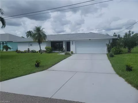 125 SE 41st Ter, Cape Coral, FL 33904