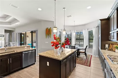 Kitchen - 4382 Caldera Cir, Naples, FL 34119 photo 6 of 7
