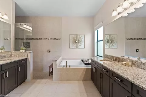 Bath - 4382 Caldera Cir, Naples, FL 34119 photo 2 of 6