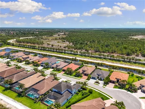 View/Area - 4382 Caldera Cir, Naples, FL 34119 photo 3 of 6