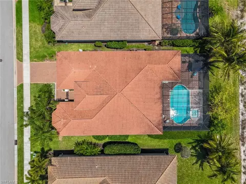 View/Area - 4382 Caldera Cir, Naples, FL 34119 photo 4 of 6