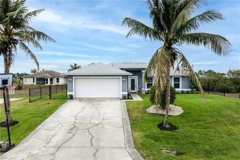 190 Pennfield St, Lehigh Acres, FL 33974