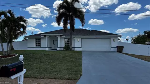1301 Venice Ave N, Lehigh Acres, FL 33971