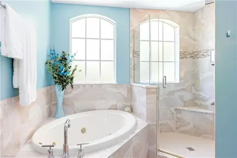 5592 Kensington Loop, Fort Myers, FL 33912