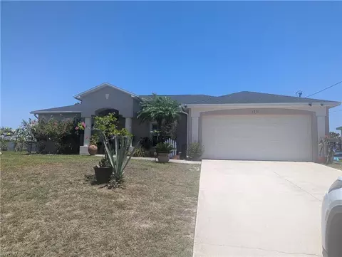 1711 NW 28th Ter, Cape Coral, FL 33993