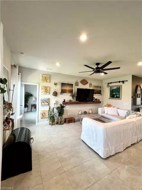 Living - 9712 Parrish Glenn, Parrish, FL 34219 photo 1 of 1