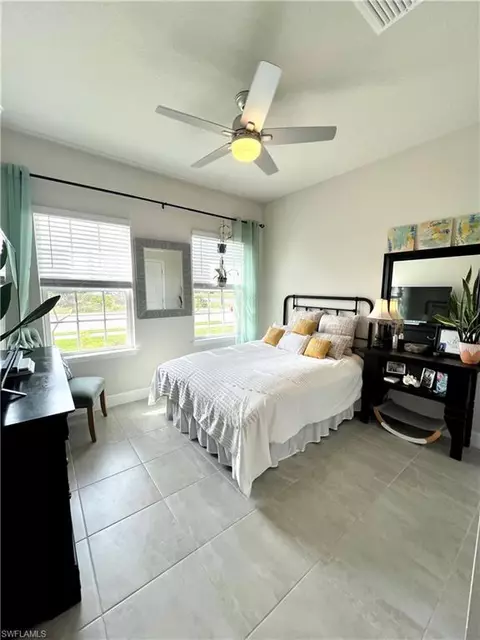 Bedroom - 9712 Parrish Glenn, Parrish, FL 34219 photo 2 of 3