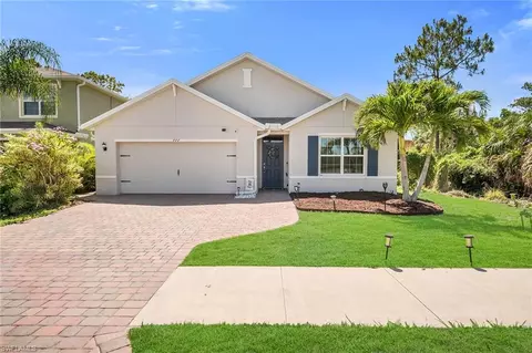 777 Twinning St, Naples, FL 34104