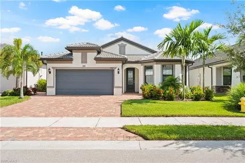 6767 Pennyroyal Dr, Naples, FL 34114