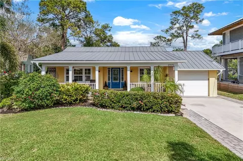 27370 Tennessee St, Bonita Springs, FL 34135
