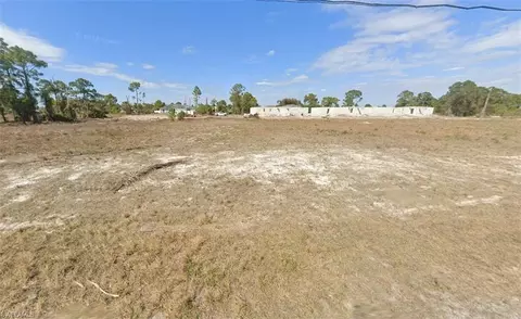 2508 36th St SW, Lehigh Acres, FL 33976
