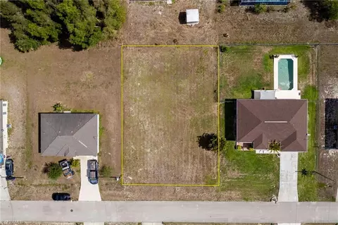 225 Manasota St, Fort Myers, FL 33913