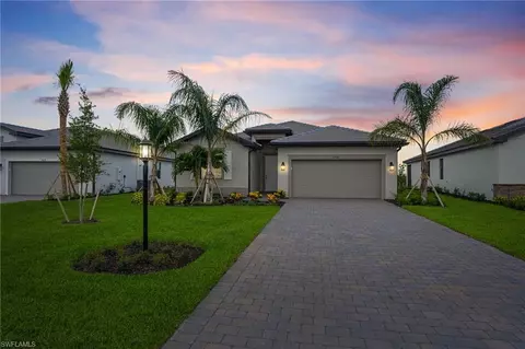 19282 Hinkley Dr, Estero, FL 33928