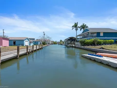 226 Goodland Dr, Goodland, FL 34140