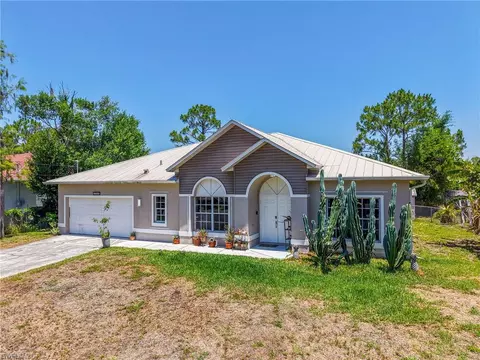5208 Bygone St, Lehigh Acres, FL 33971