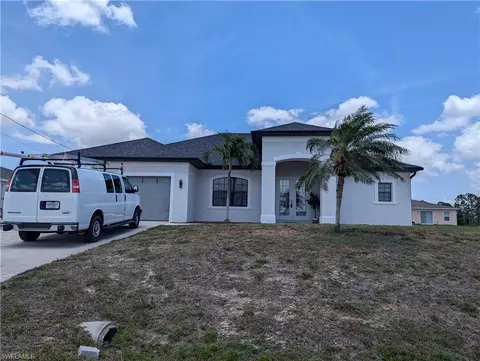831 NW 30th St, Cape Coral, FL 33993