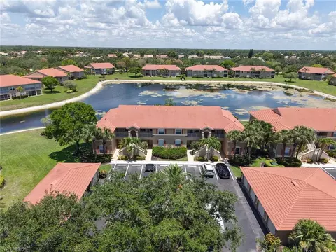 6670 Huntington Lakes Cir #104, Naples, FL 34119