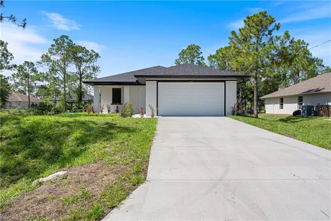 3413 70th St W, Lehigh Acres, FL 33971