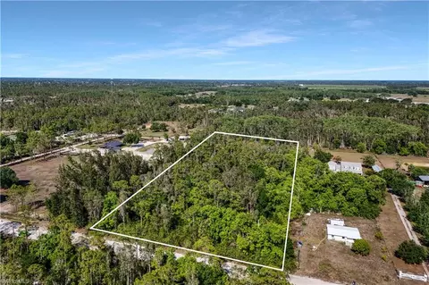 12571 Shawnee Rd, Fort Myers, FL 33913