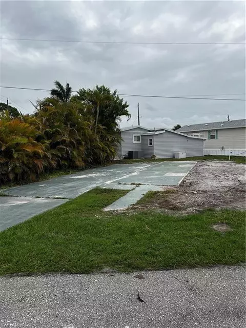20511 Basin Dr, Estero, FL 33928 photo 2