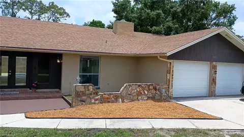 3831 Little Creek Dr, Fort Myers, FL 33905