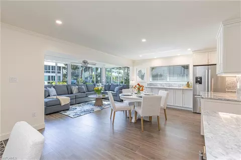 2100 Gulf Shore Blvd N #118, Naples, FL 34102