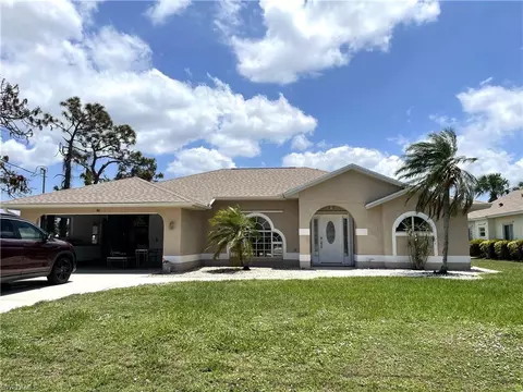 86 Pinehurst Pl, Rotonda West, FL 33947