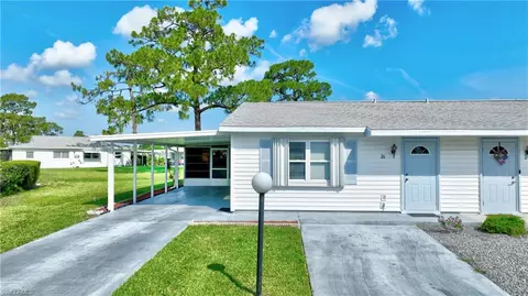 26 Pinewood Blvd, Lehigh Acres, FL 33936