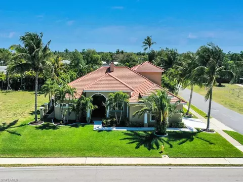5667 Winkler Rd, Fort Myers, FL 33919