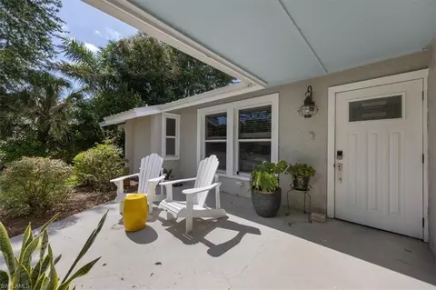 2777 Clipper Way, Naples, FL 34104 photo 2