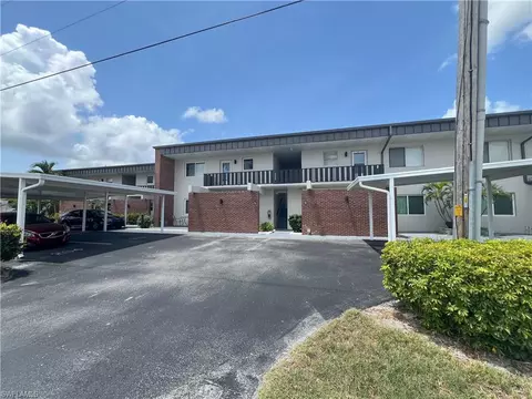 632 Victoria Dr #103, Cape Coral, FL 33904