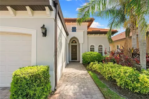 6492 Caldecott Dr, Naples, FL 34113 photo 2