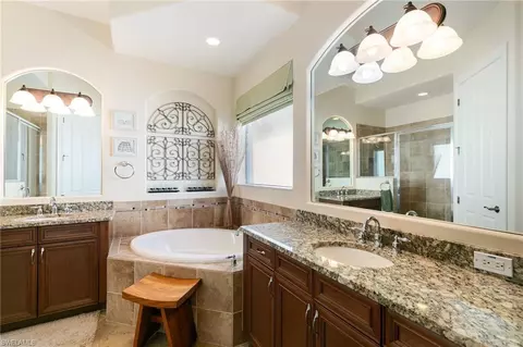 6492 Caldecott Dr, Naples, FL 34113 photo 19