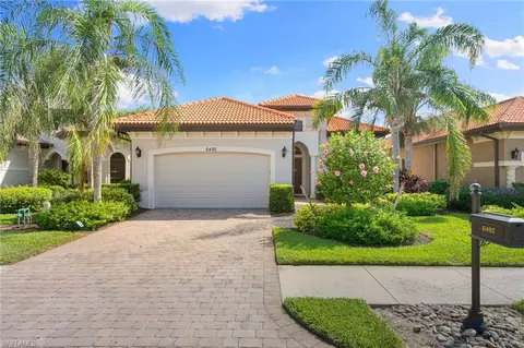 6492 Caldecott Dr, Naples, FL 34113