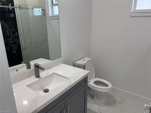 Bath - 951 Commodore St, Lehigh Acres, FL 33974 photo 4 of 4