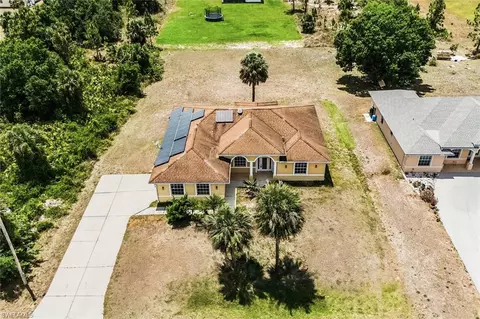 707 8th Ave, Lehigh Acres, FL 33972
