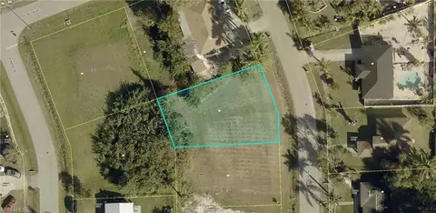 1054 Sumter Dr, Fort Myers, FL 33905