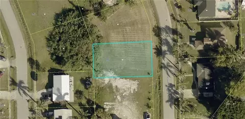 1064 Sumter Dr, Fort Myers, FL 33905