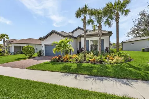 9839 Everglades Dr, Naples, FL 34120 photo 5
